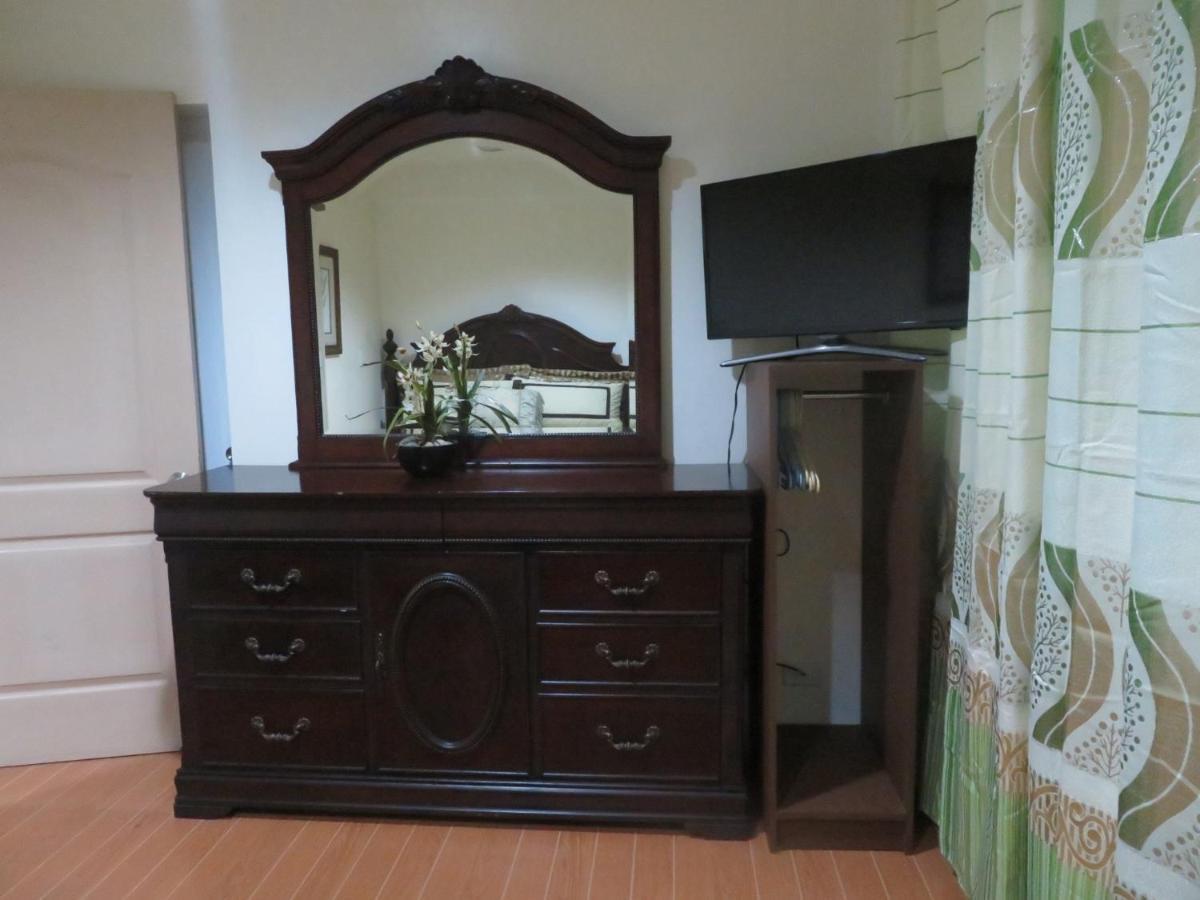 טגאיטאי All Care Bed And Breakfast מראה חיצוני תמונה